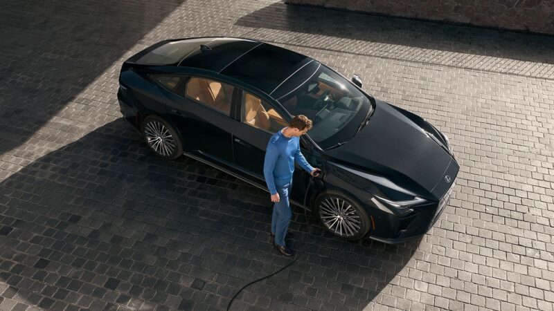 Experience the Epitome of Luxury with the 2026 Lexus ES